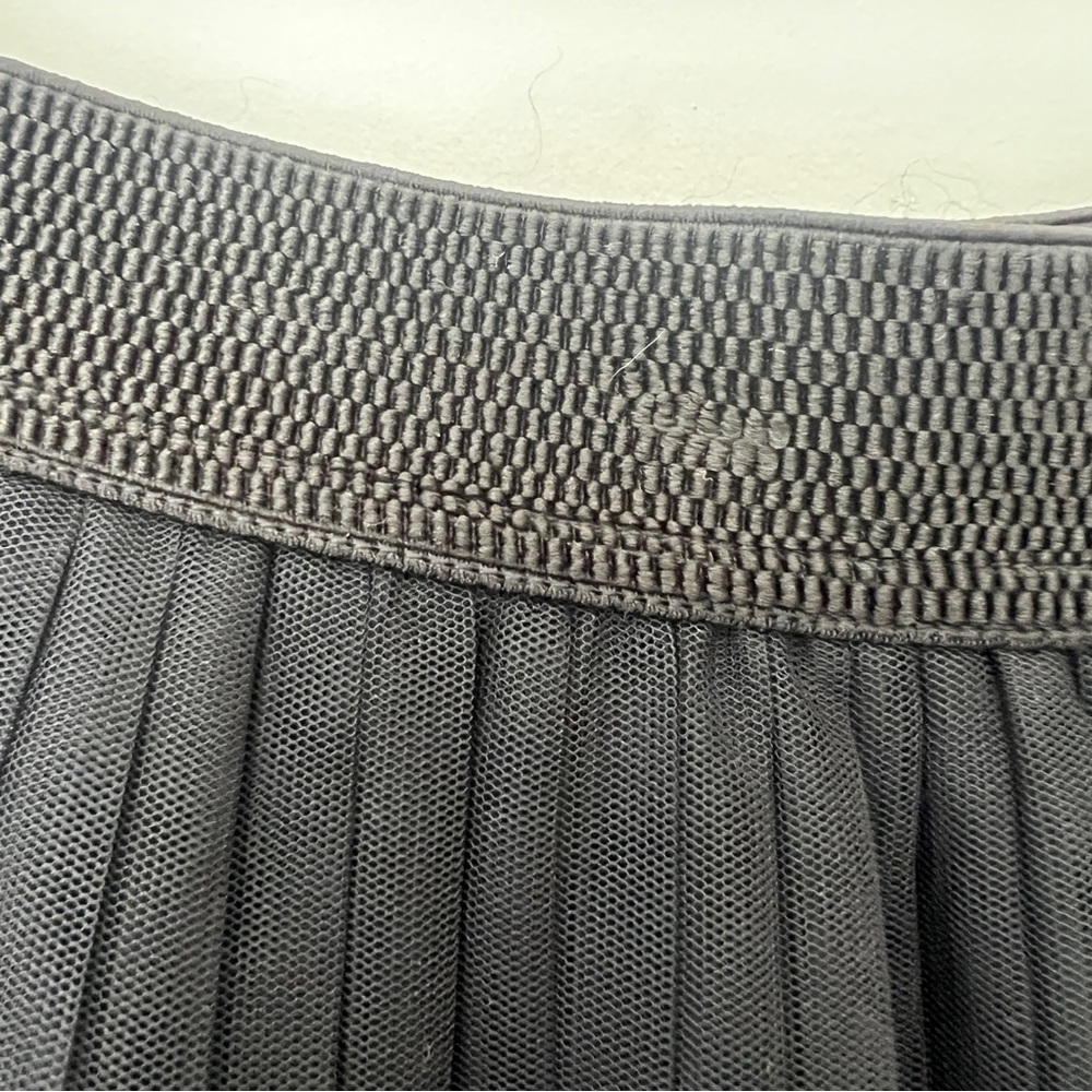 Garcia | Pleated Maxi Skirt with Lace Overlay - Picture 6 of 13